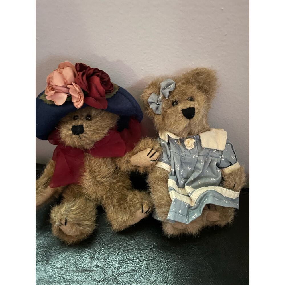 Boyd’s Bears NWT pair of bears